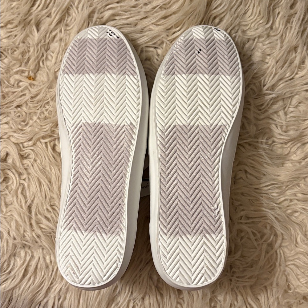 Banana Republic Classic White Lace-Up Sneakers sz 10 - Picture 4 of 8